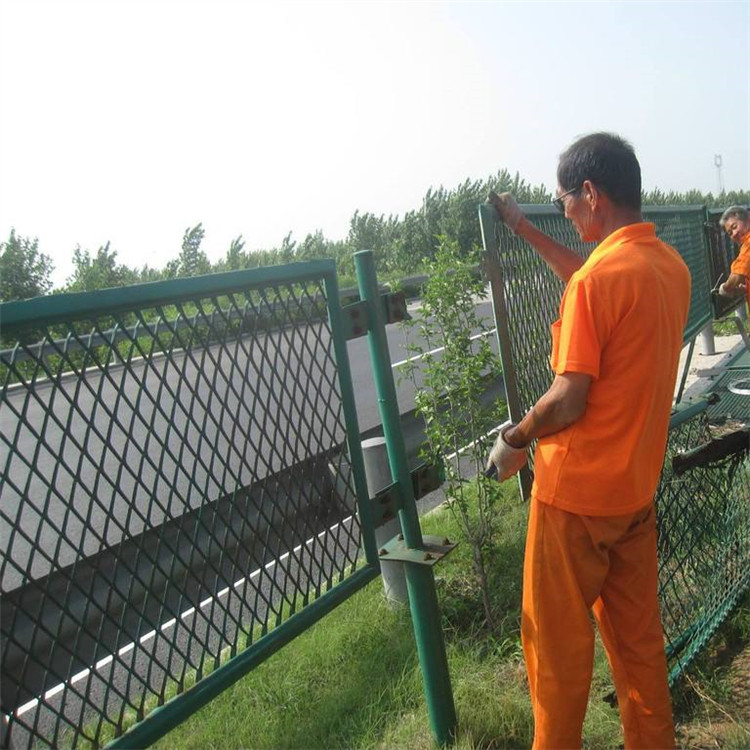 防眩網案例展示圖片2 防眩網案例展示圖片2